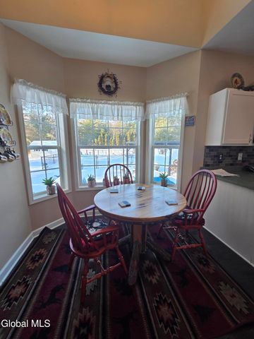 26 Woodshire Court, Queensbury, NY 12804