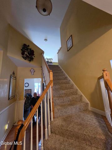 26 Woodshire Court, Queensbury, NY 12804