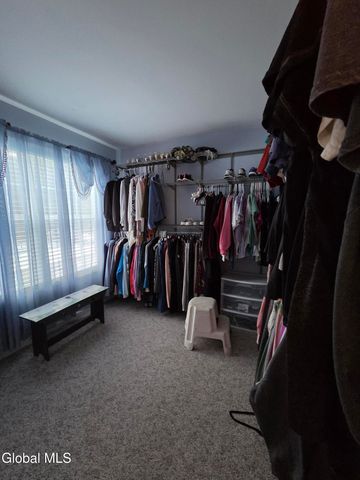 26 Woodshire Court, Queensbury, NY 12804