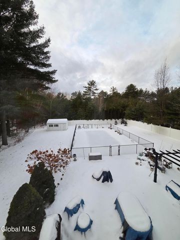 26 Woodshire Court, Queensbury, NY 12804