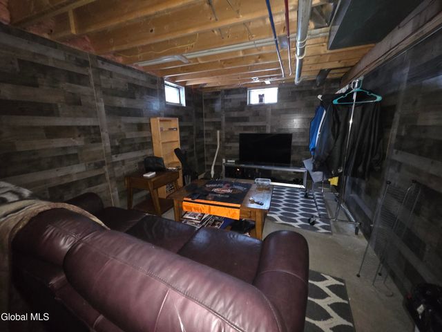 26 Woodshire Court, Queensbury, NY 12804