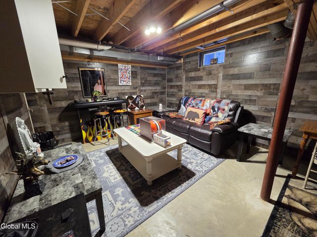 26 Woodshire Court, Queensbury, NY 12804