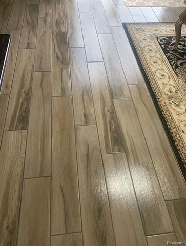 46721 Peach Grove, Macomb, MI 48044