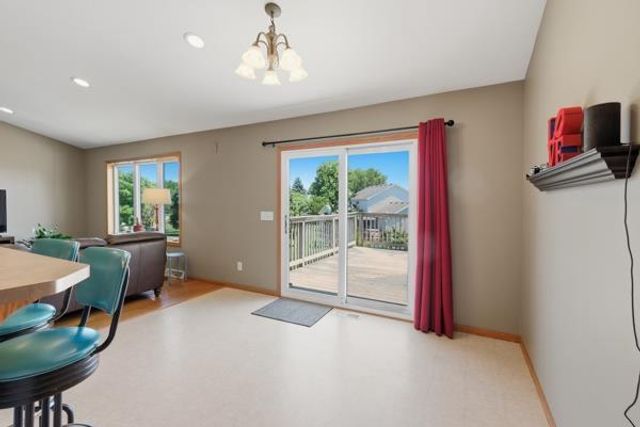 701 RODEFELD Way, Madison, WI 53718
