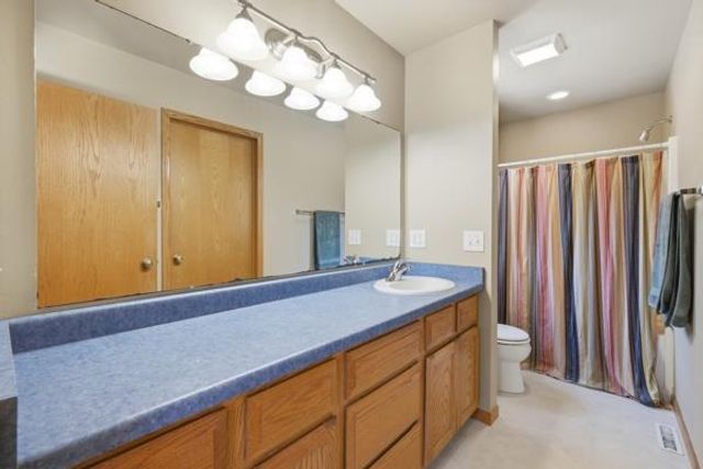 701 RODEFELD Way, Madison, WI 53718
