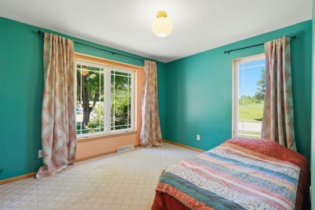 701 RODEFELD Way, Madison, WI 53718