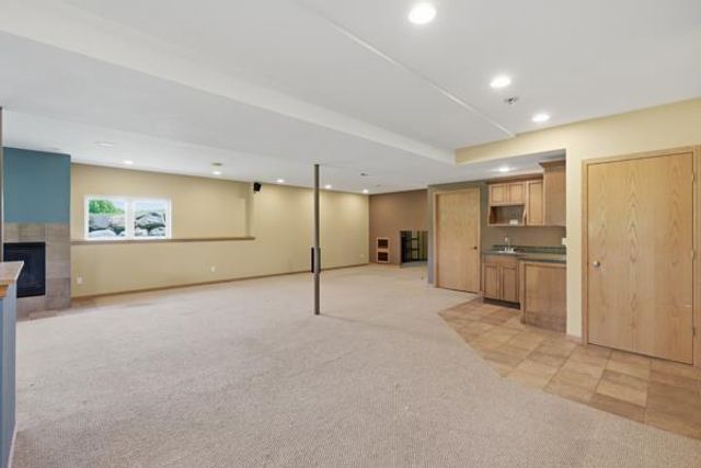 701 RODEFELD Way, Madison, WI 53718