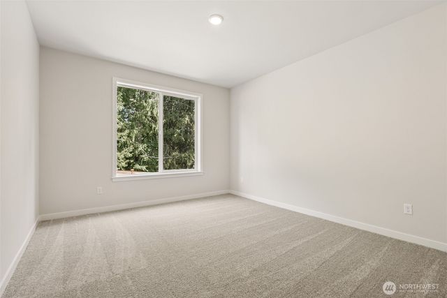 2031 NE Norseman Way, Poulsbo, WA 98370