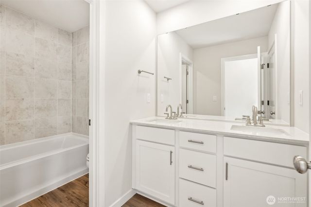 2031 NE Norseman Way, Poulsbo, WA 98370