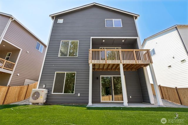 2031 NE Norseman Way, Poulsbo, WA 98370