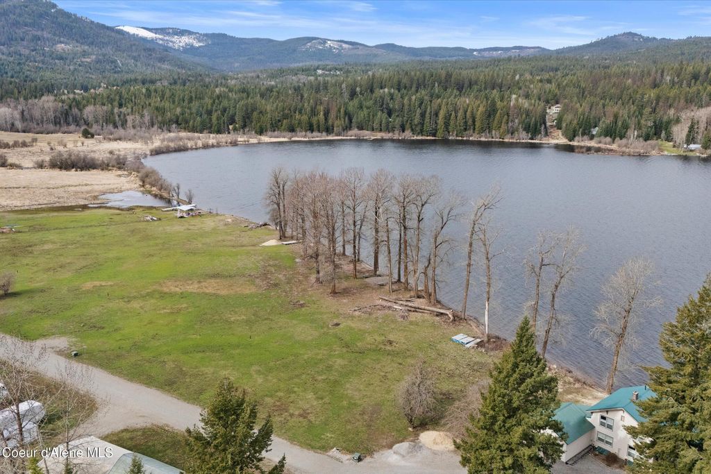 461422 US-95, Cocolalla, ID 83813