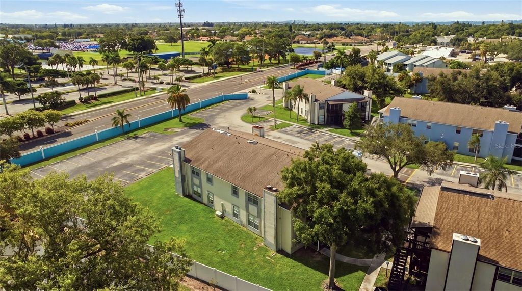 Image 29 of property listing at 3884 59TH AVENUE W 4198, Bradenton, FL 34210