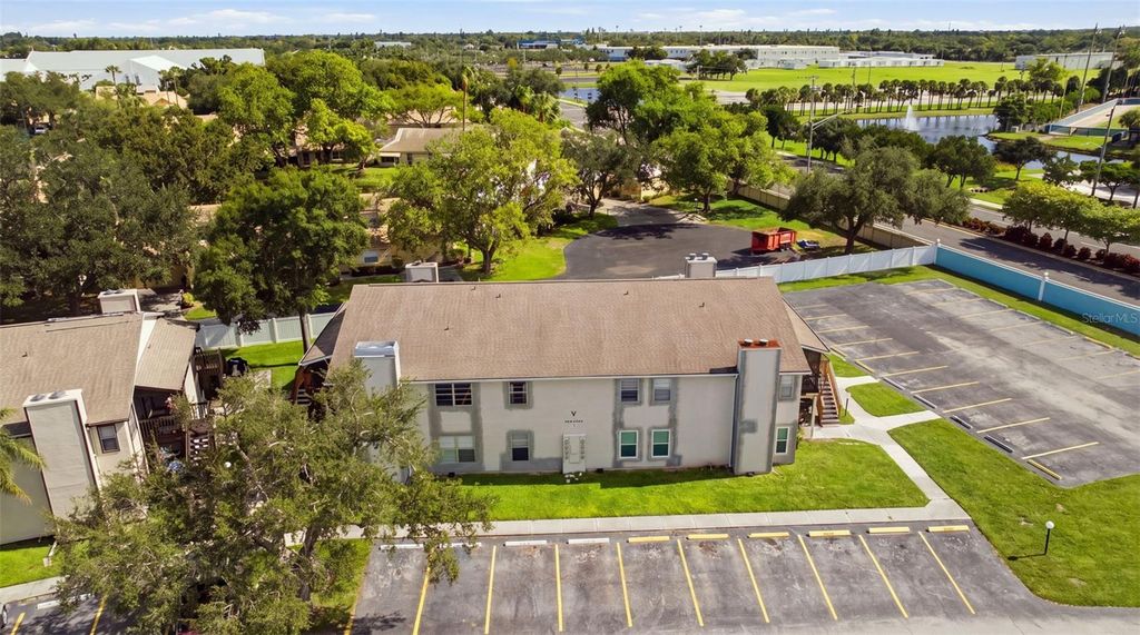 Image 32 of property listing at 3884 59TH AVENUE W 4198, Bradenton, FL 34210