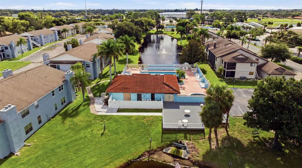 Image 39 of property listing at 3884 59TH AVENUE W 4198, Bradenton, FL 34210
