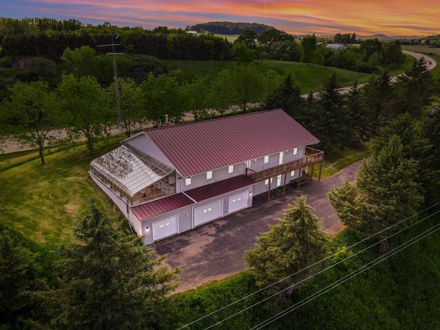 27751 Nutmeg ROAD, Elroy, WI 53929