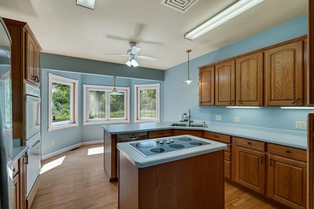 27751 Nutmeg ROAD, Elroy, WI 53929