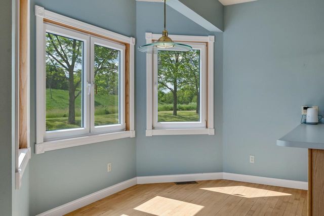 27751 Nutmeg ROAD, Elroy, WI 53929