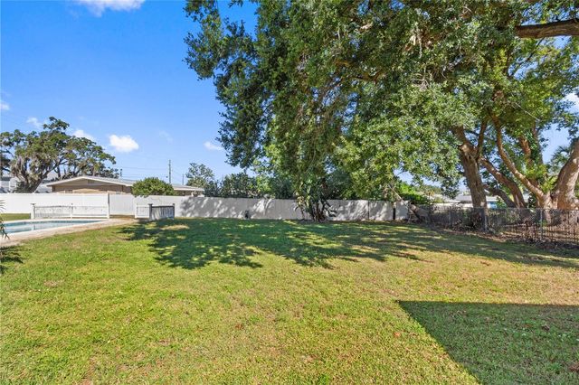 2200 21ST STREET NW, Winter Haven, FL 33881