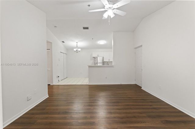 5570 NW 61st St 924, Coconut Creek, FL 33073