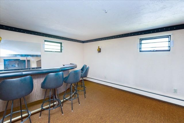 43 Ledgewood Dr, Danvers, MA 01923