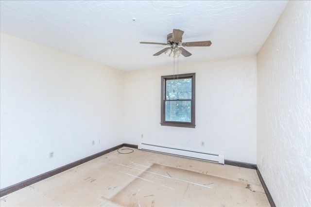 43 Ledgewood Dr, Danvers, MA 01923