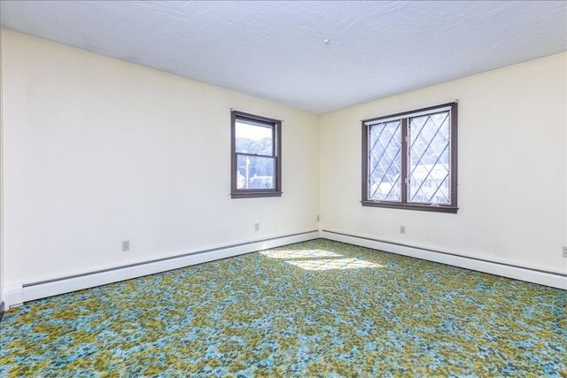 43 Ledgewood Dr, Danvers, MA 01923