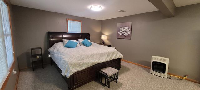 6605 MEADOWLAND Circle, Erie, PA 16509