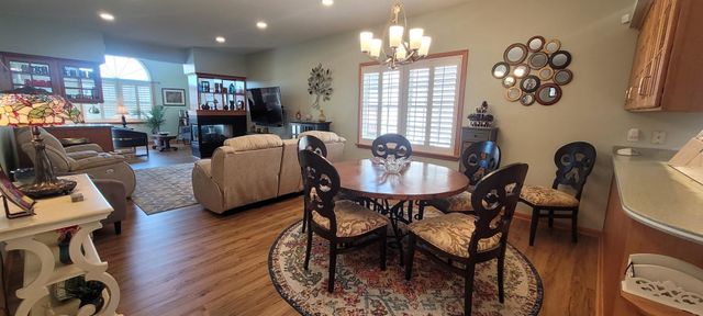 6605 MEADOWLAND Circle, Erie, PA 16509