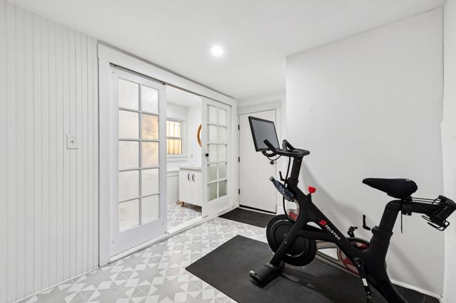 693 Vernon St, Oakland, CA 94610