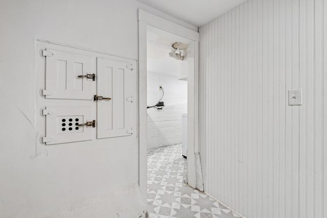 693 Vernon St, Oakland, CA 94610