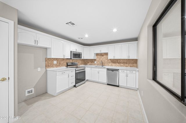 3802 N 86TH Avenue, Phoenix, AZ 85037