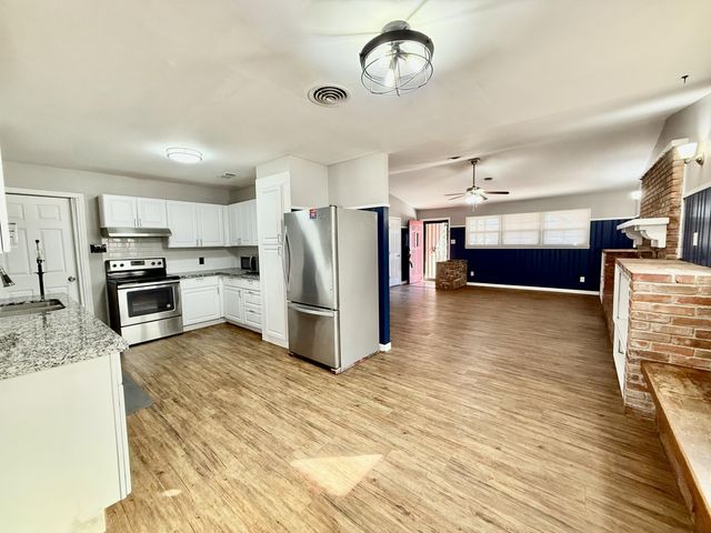 4402 28th Street, Lubbock, TX 79410