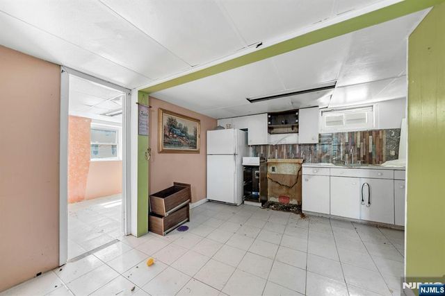 351 2nd Street, East Newark, NJ 07029