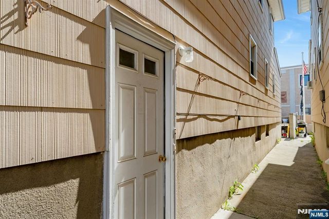 351 2nd Street, East Newark, NJ 07029