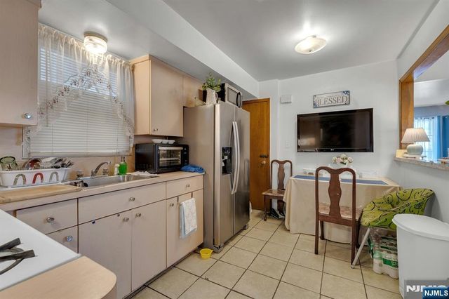351 2nd Street, East Newark, NJ 07029