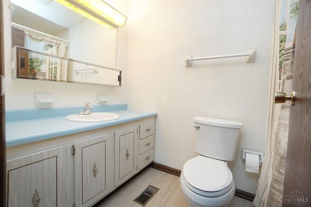 225 Mason Avenue, Monroe, OH 45050