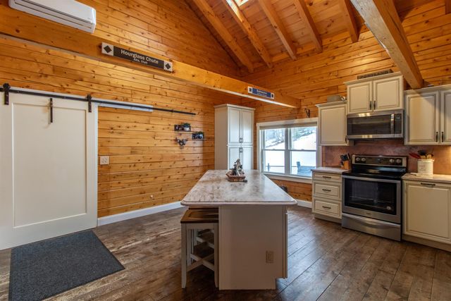 228 Juniper Lane, Lyndon, VT 05851