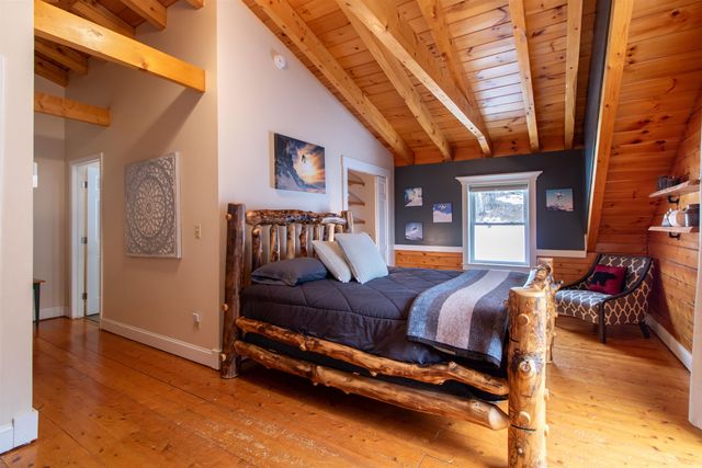 228 Juniper Lane, Lyndon, VT 05851