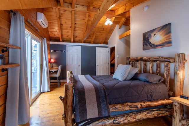 228 Juniper Lane, Lyndon, VT 05851
