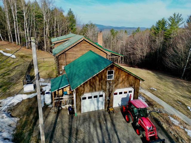 228 Juniper Lane, Lyndon, VT 05851