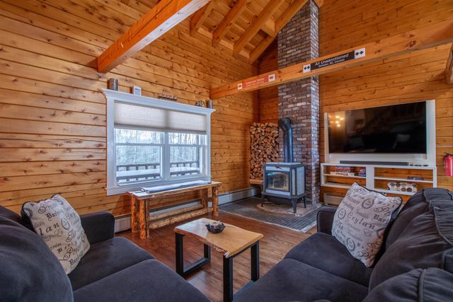 228 Juniper Lane, Lyndon, VT 05851