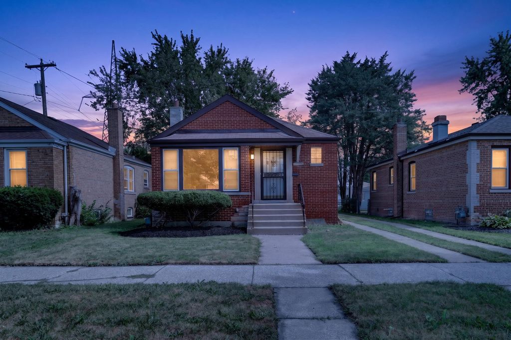 13609 S Atlantic Avenue, Riverdale, IL 60827 — photo 2