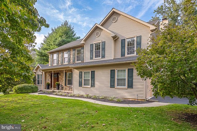 19 ONEIDA CT, Chester Springs, PA 19425