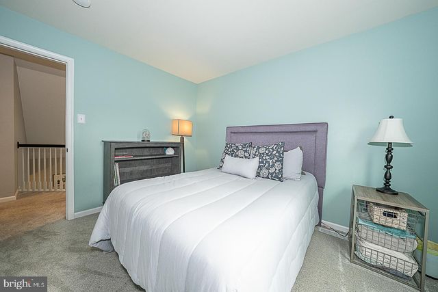 19 ONEIDA CT, Chester Springs, PA 19425
