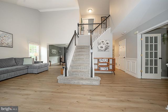 19 ONEIDA CT, Chester Springs, PA 19425