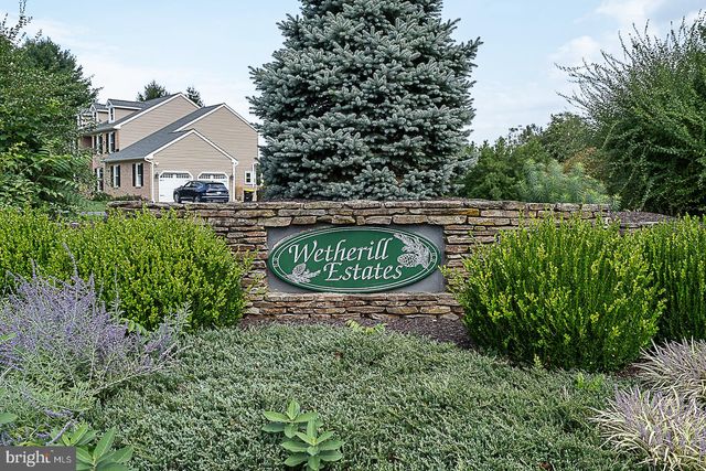 19 ONEIDA CT, Chester Springs, PA 19425