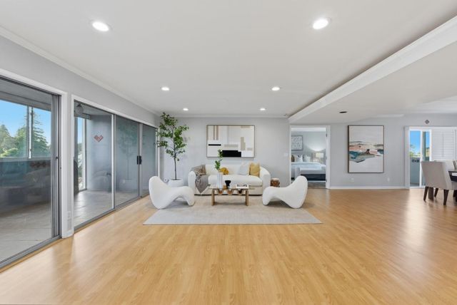 111 Wellesley Crescent 2N, Redwood City, CA 94062