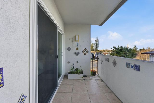 111 Wellesley Crescent 2N, Redwood City, CA 94062