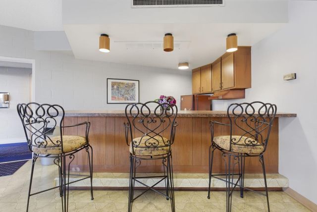 111 Wellesley Crescent 2N, Redwood City, CA 94062