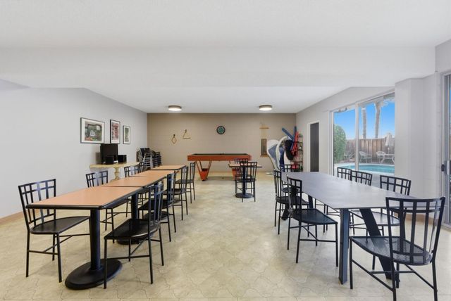 111 Wellesley Crescent 2N, Redwood City, CA 94062